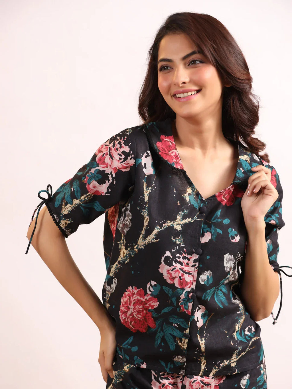 Black floral printed Cotton Printed Night Suit Set with Pajama - SanskrutiHomes 