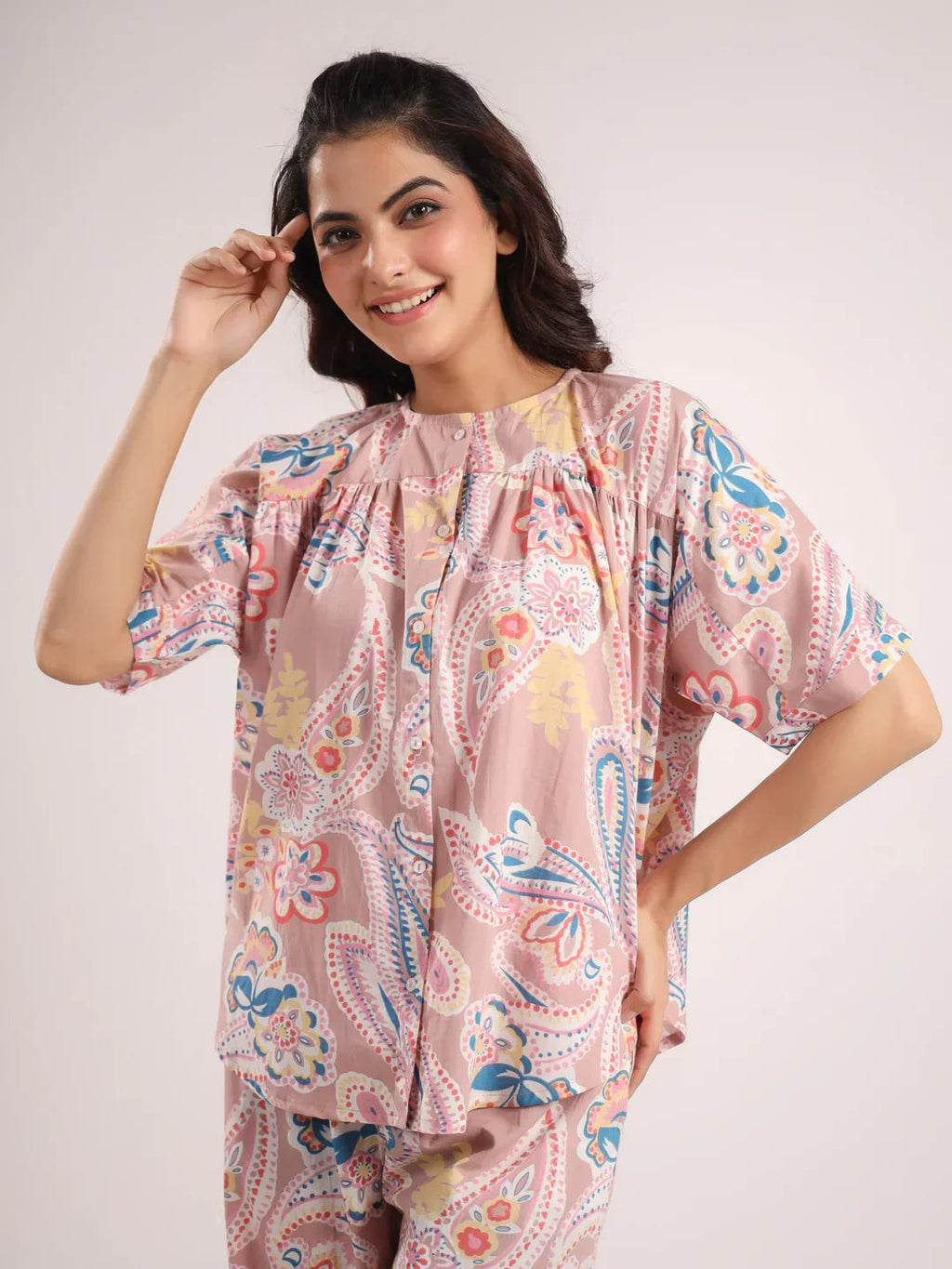 Women's Pure Cotton Pink Ethnic Motifs Print Night suits - SanskrutiHomes 