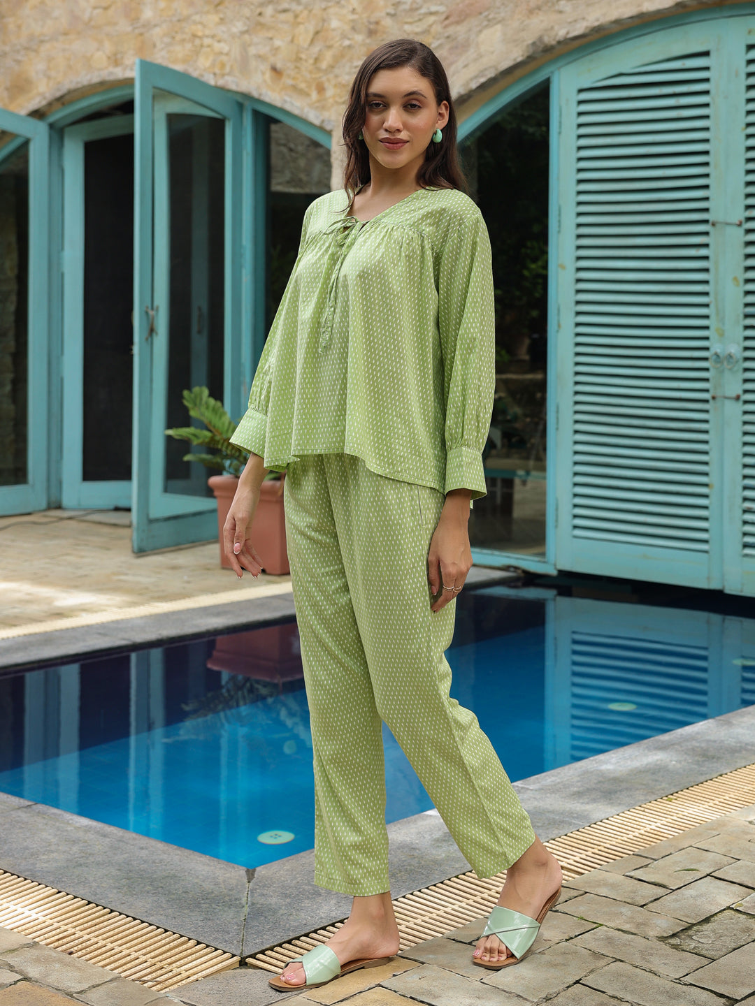 Green Solid Print Night Suit for Women - SanskrutiHomes 