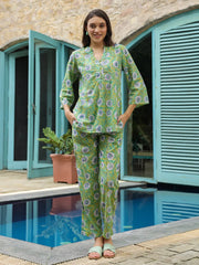 Green Floral Printed Cotton Night Suit Set - SanskrutiHomes 