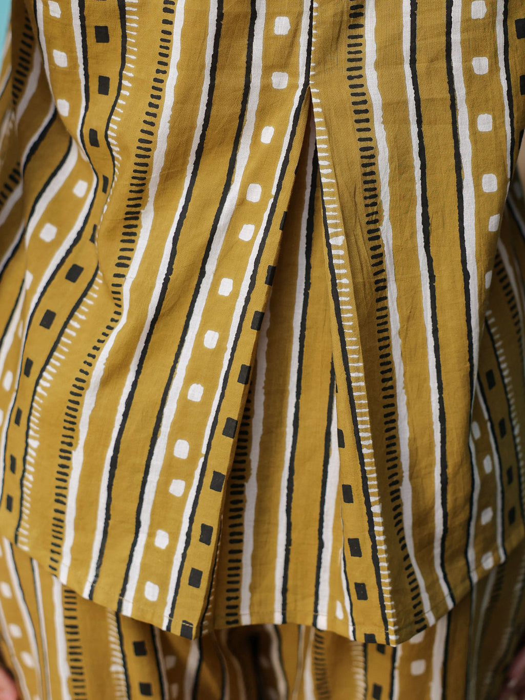 Cotton Printed Night Suit Set for Women - SanskrutiHomes 