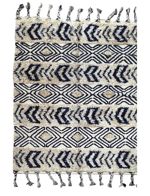 Hand-weaved 100% Cotton woven Rug with set of 2 Cushion Covers - SanskrutiHomes 